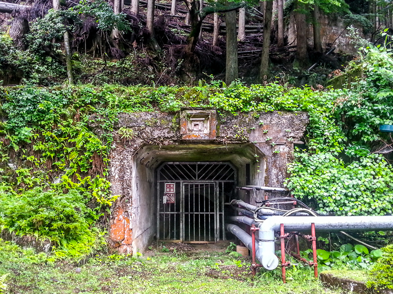 中瀬鉱山関連遺構
