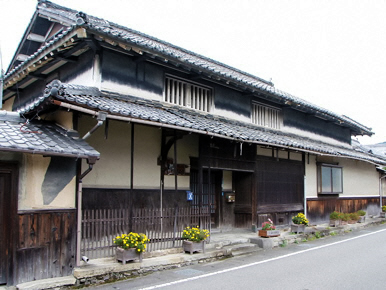 仙霊茶を製造・販売したお茶問屋「竹内家」